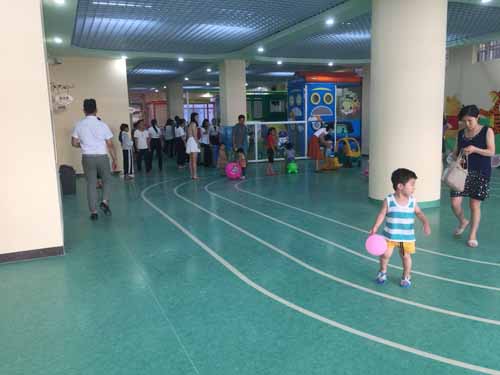 幼儿园游戏大厅pvc地板